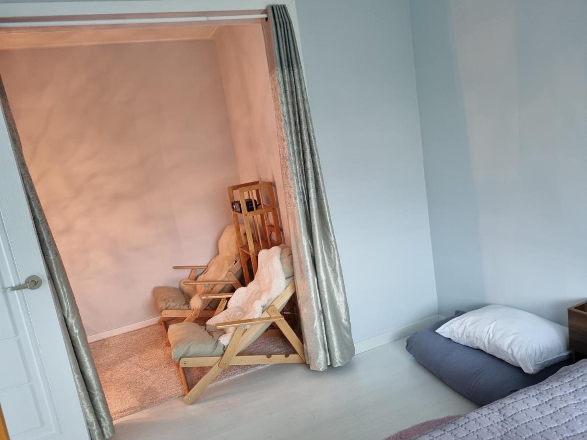 Gashi Sarang Bed & Breakfast Seogwipo Eksteriør bilde